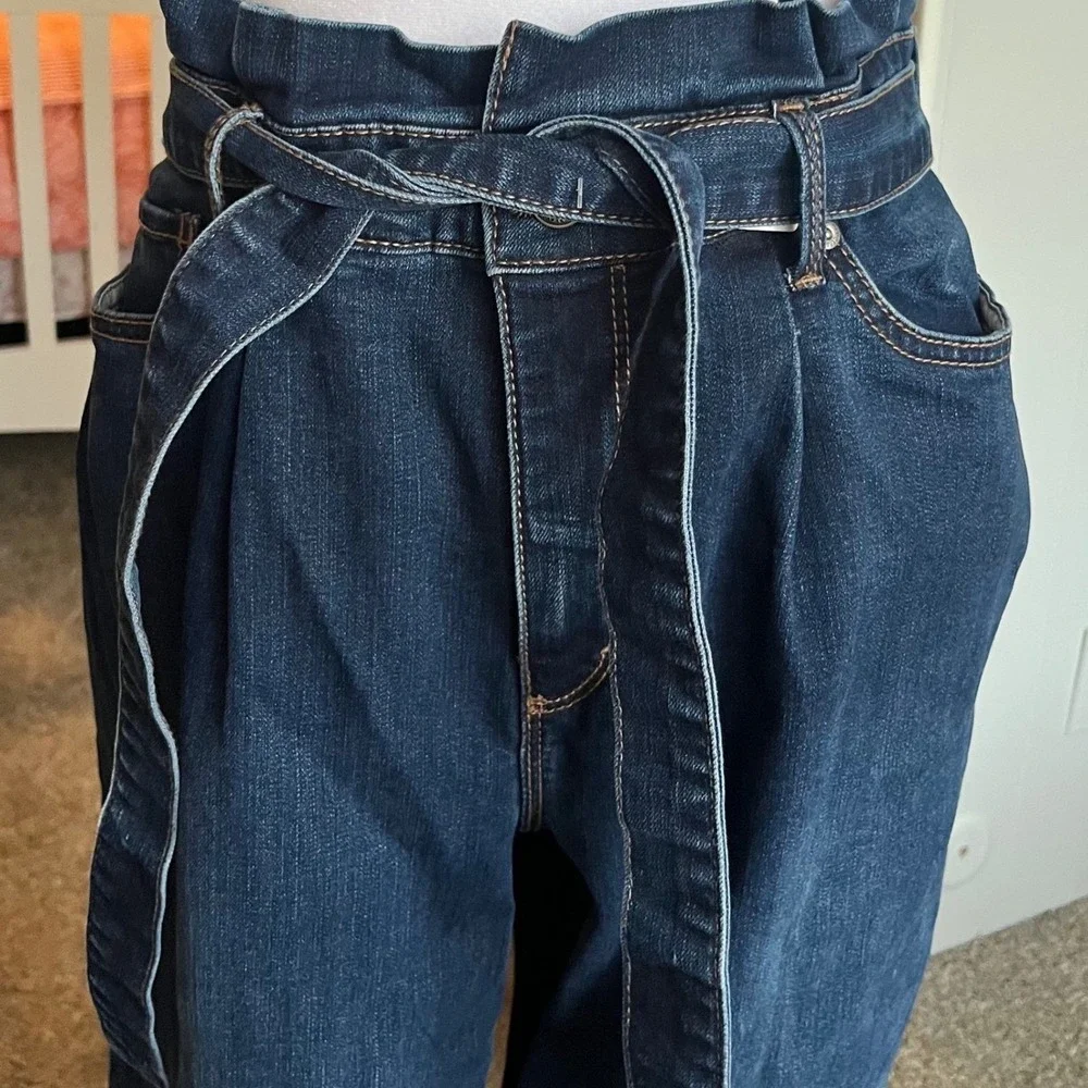 NWOT Gloria Vanderbilt Amanda Jeans Women's Dark Wash Paperbag Waist Casual 14